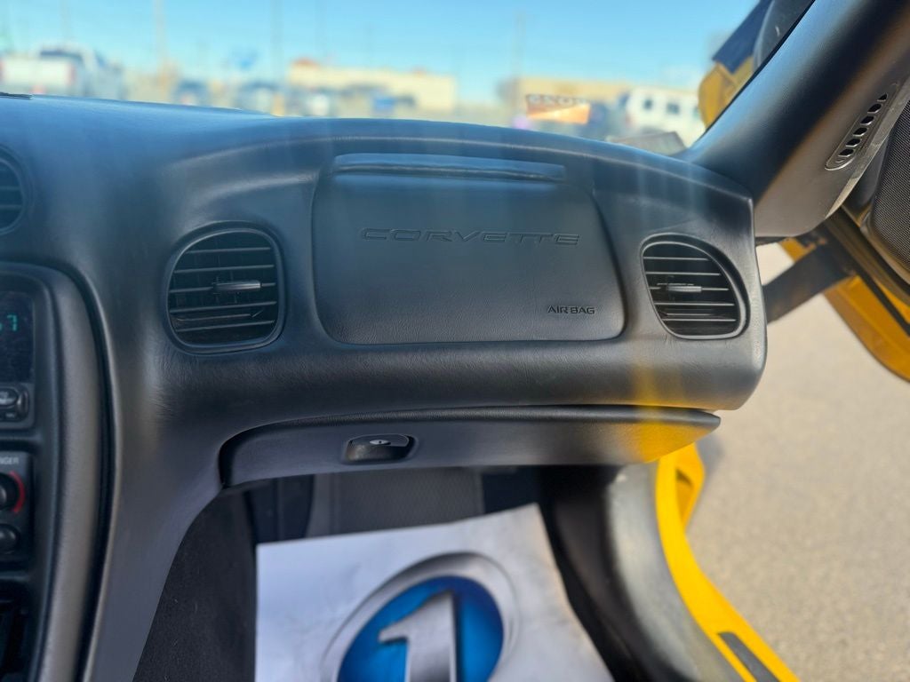 2001 Chevrolet Corvette Base