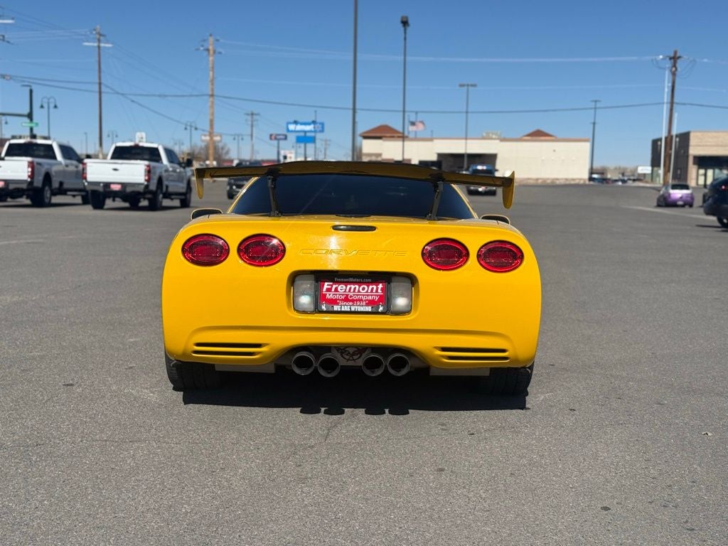 2001 Chevrolet Corvette Base