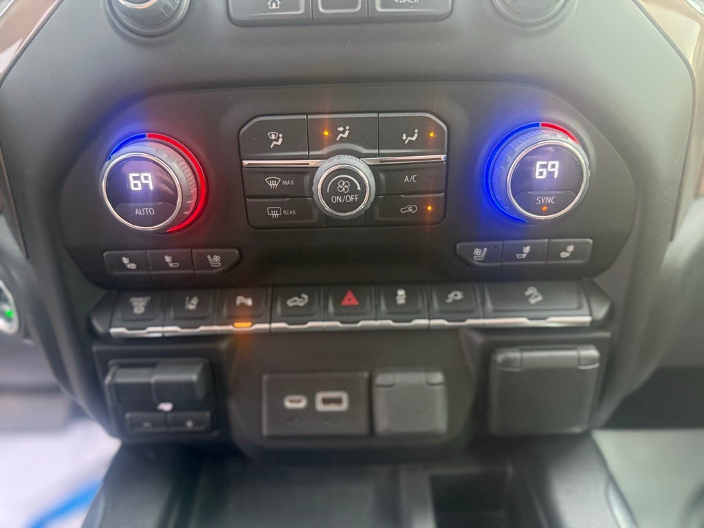 2022 Chevrolet Silverado 3500HD High Country