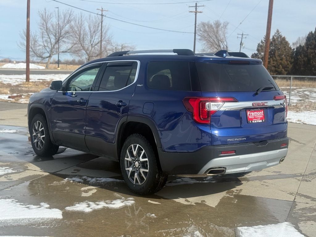 2023 GMC Acadia SLT