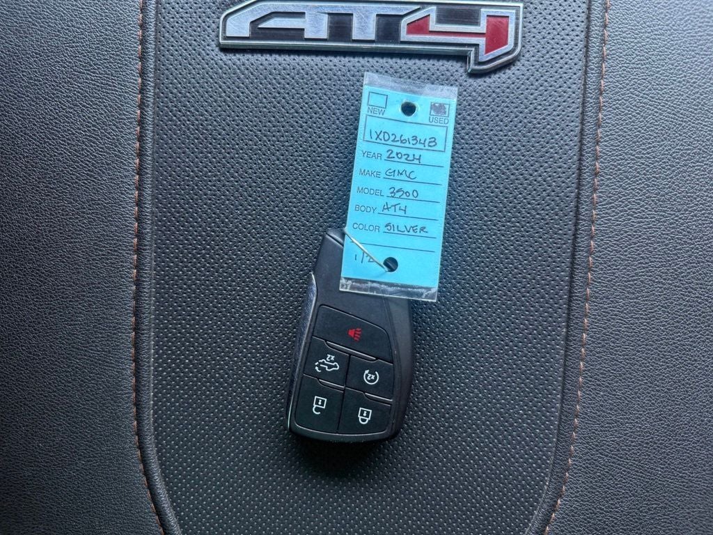 2024 GMC Sierra 2500HD AT4