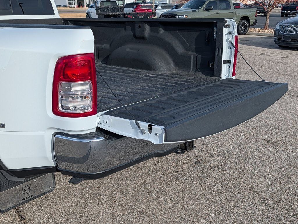 2024 RAM 3500 Tradesman Dually 4x4