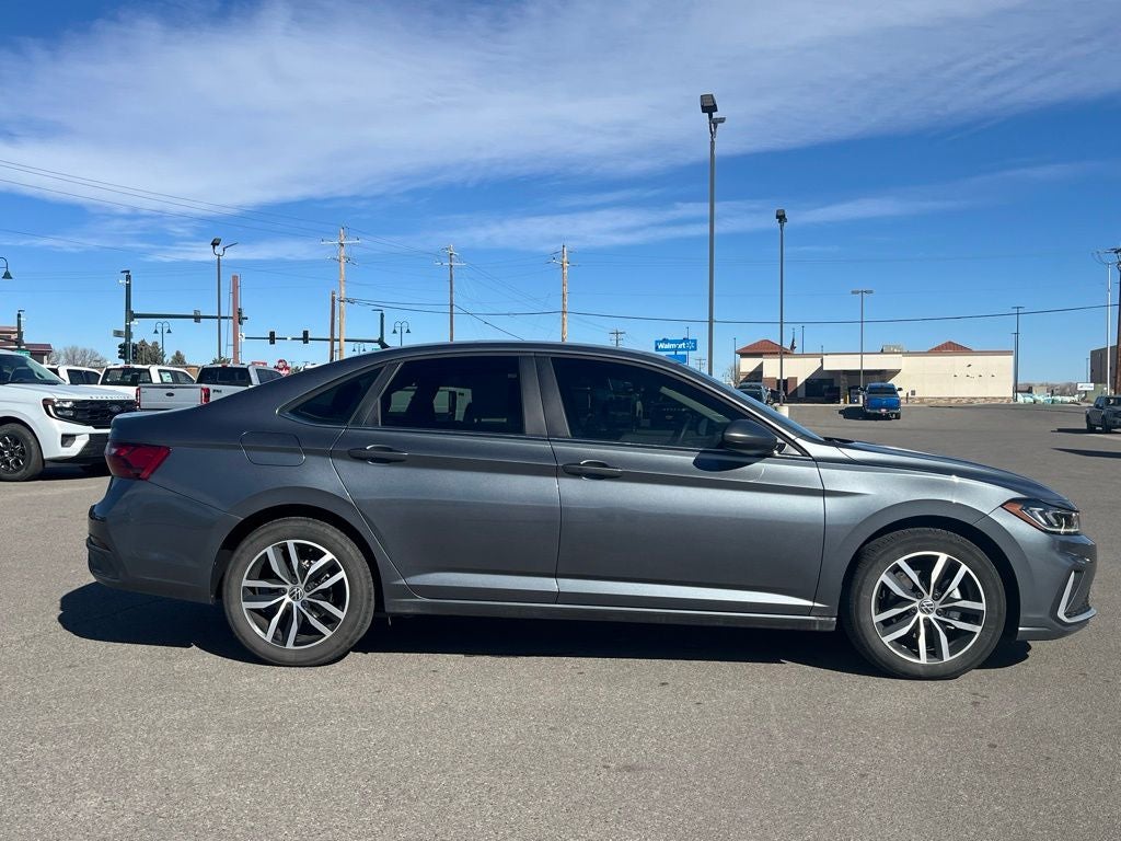2025 Volkswagen Jetta 1.5T SE