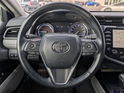 2020 Toyota Camry Hybrid XLE