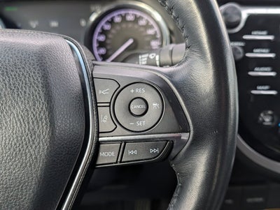 2020 Toyota Camry Hybrid XLE