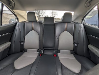 2020 Toyota Camry Hybrid XLE