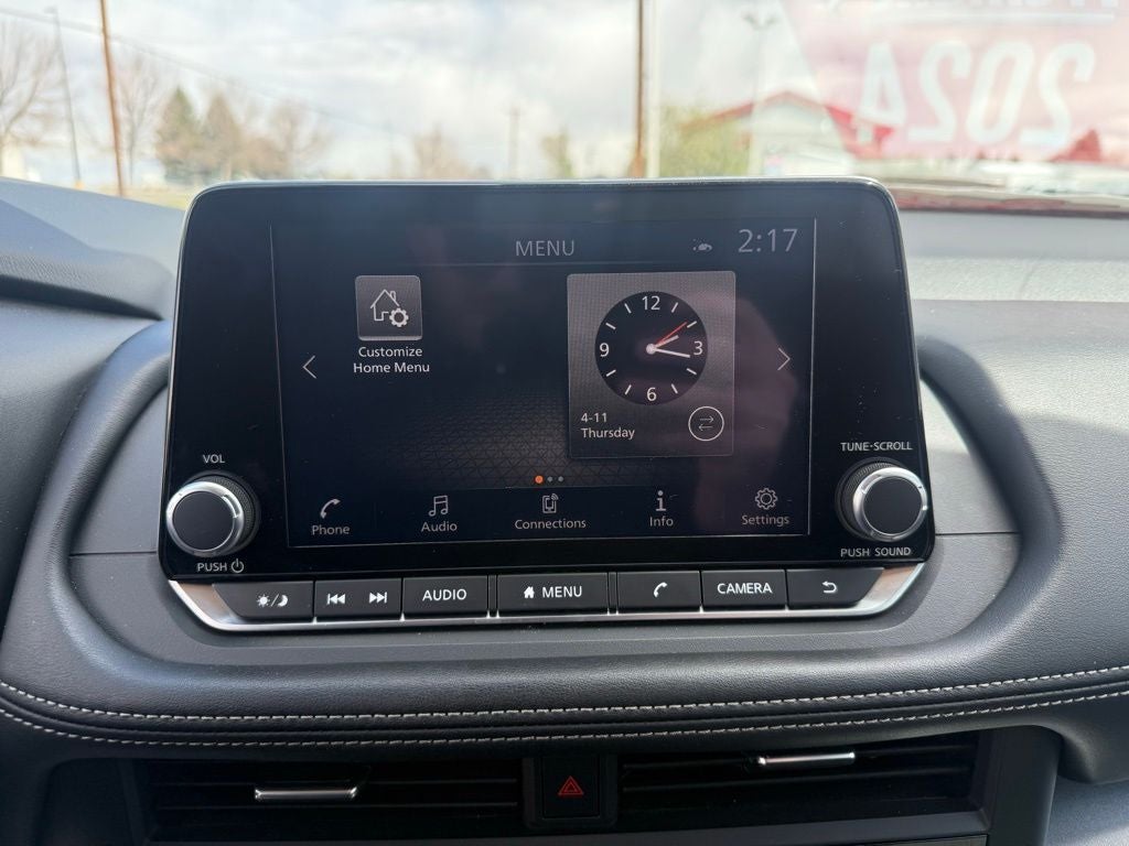 2024 Nissan Rogue SV