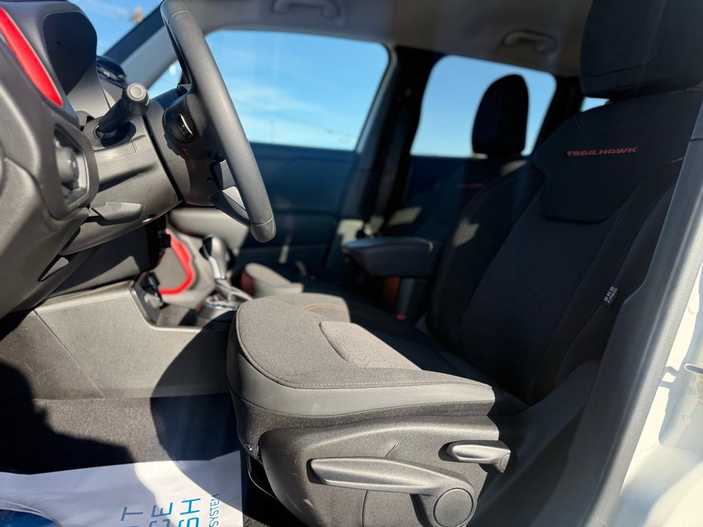 2023 Jeep Renegade Trailhawk