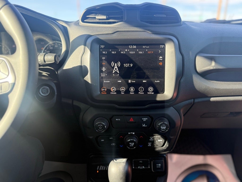 2023 Jeep Renegade Trailhawk