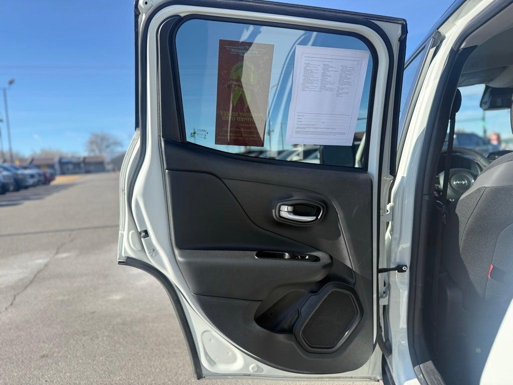 2023 Jeep Renegade Trailhawk