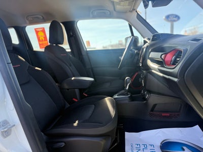 2023 Jeep Renegade Trailhawk