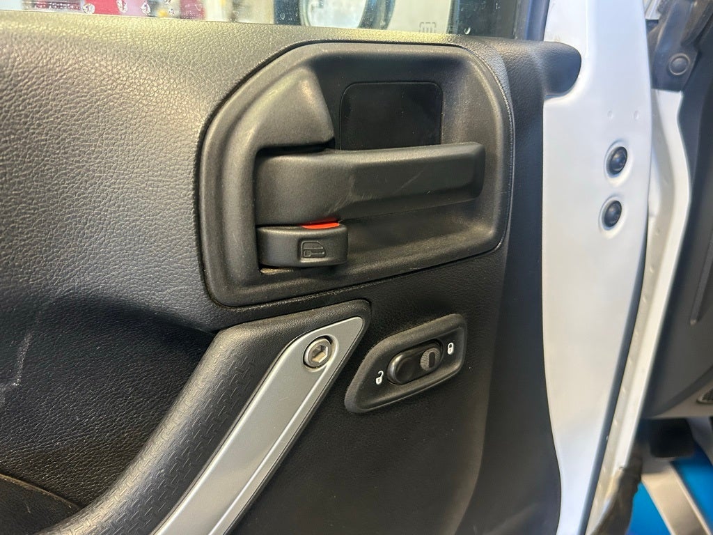 2013 Jeep Wrangler Sahara