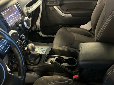 2013 Jeep Wrangler Sahara