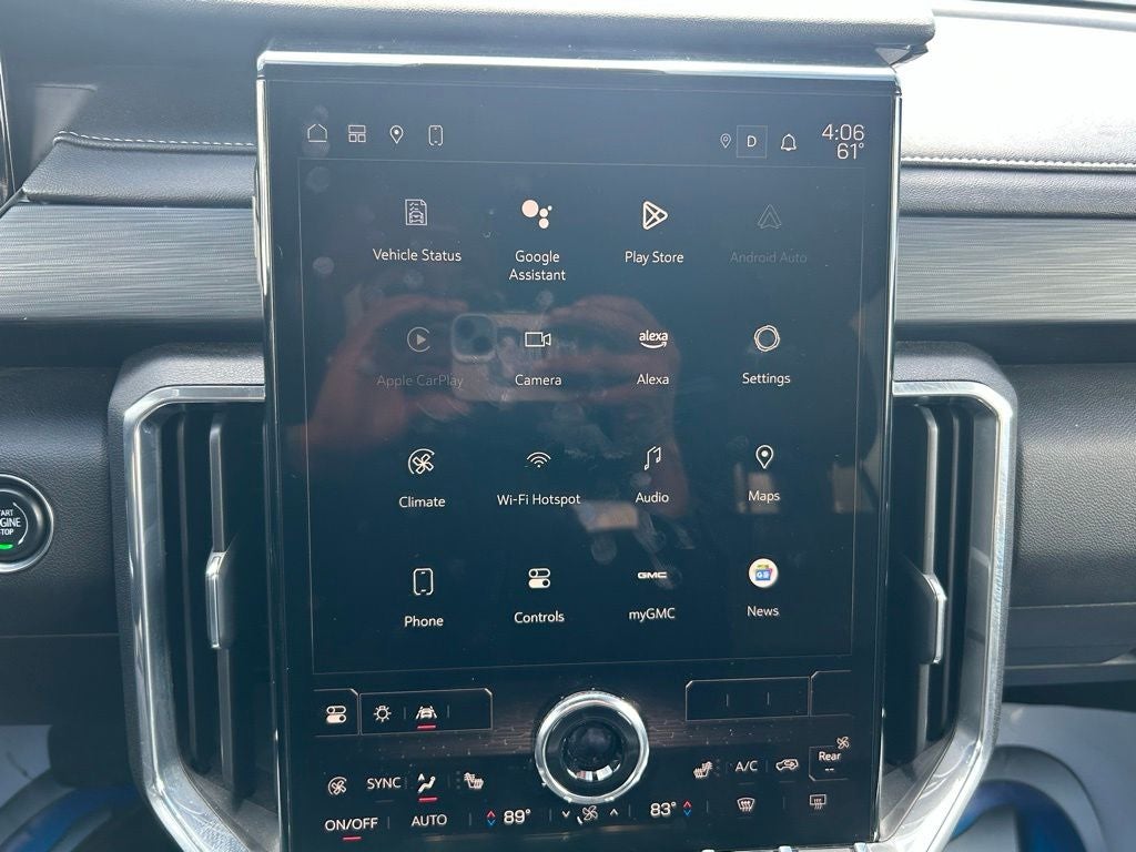 2024 GMC Acadia Elevation