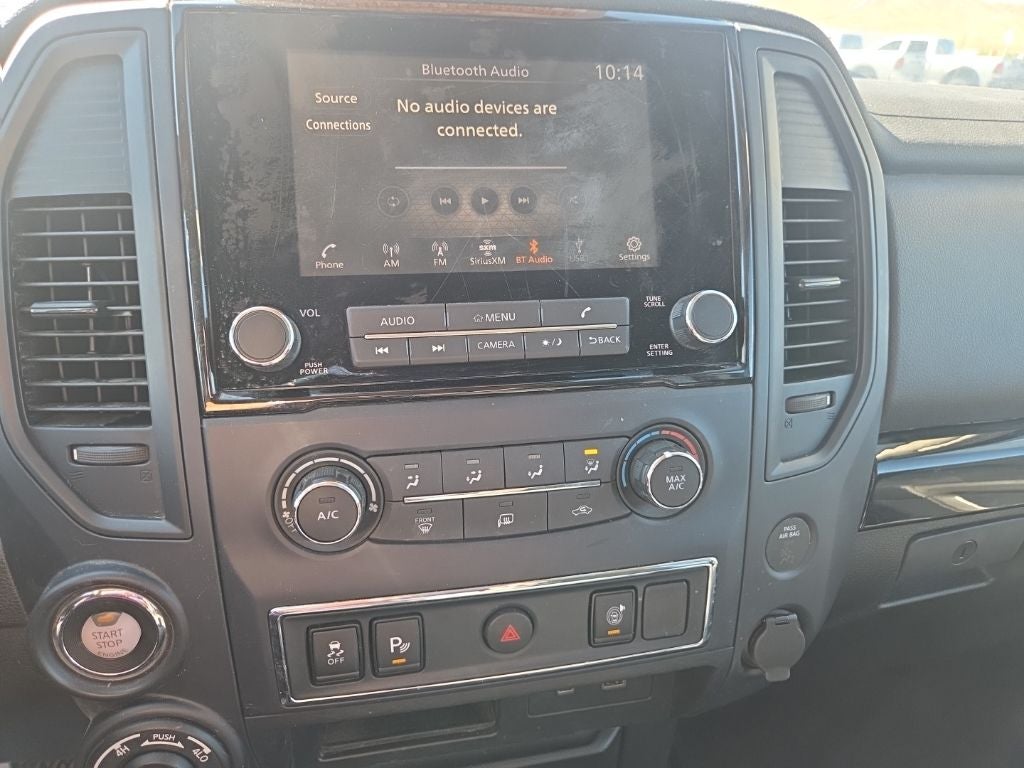 2022 Nissan Titan SV 4x4