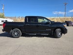 2022 Nissan Titan SV 4x4