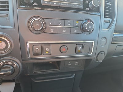 2022 Nissan Titan SV 4x4