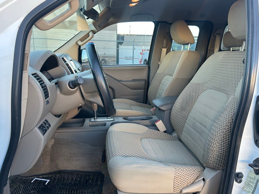 2015 Nissan Frontier SV