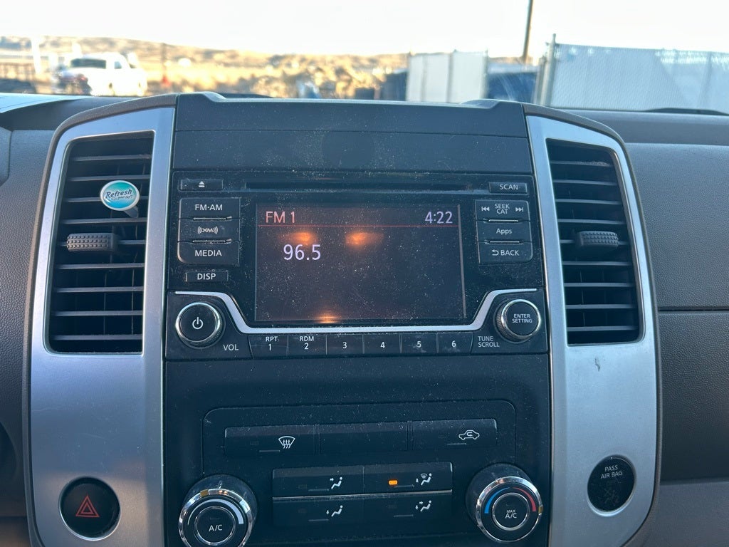 2015 Nissan Frontier SV