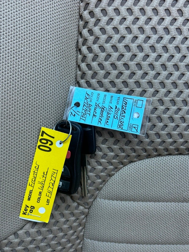 2015 Nissan Frontier SV