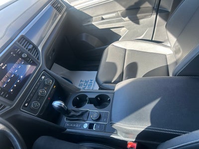 2020 Volkswagen Atlas Cross Sport 3.6L V6 SE w/Technology R-Line 4Motion