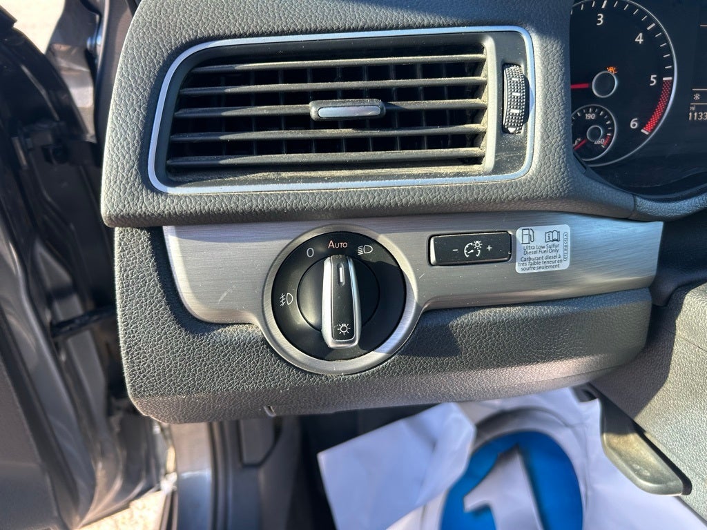 2014 Volkswagen Passat TDI SE