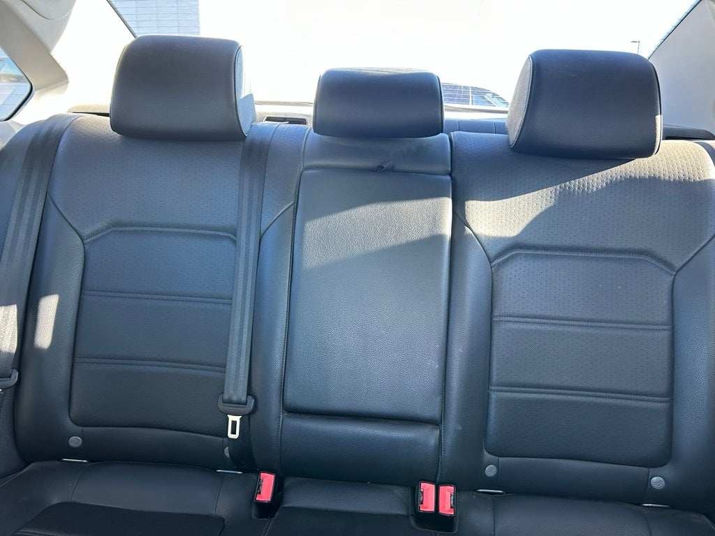 2014 Volkswagen Passat TDI SE