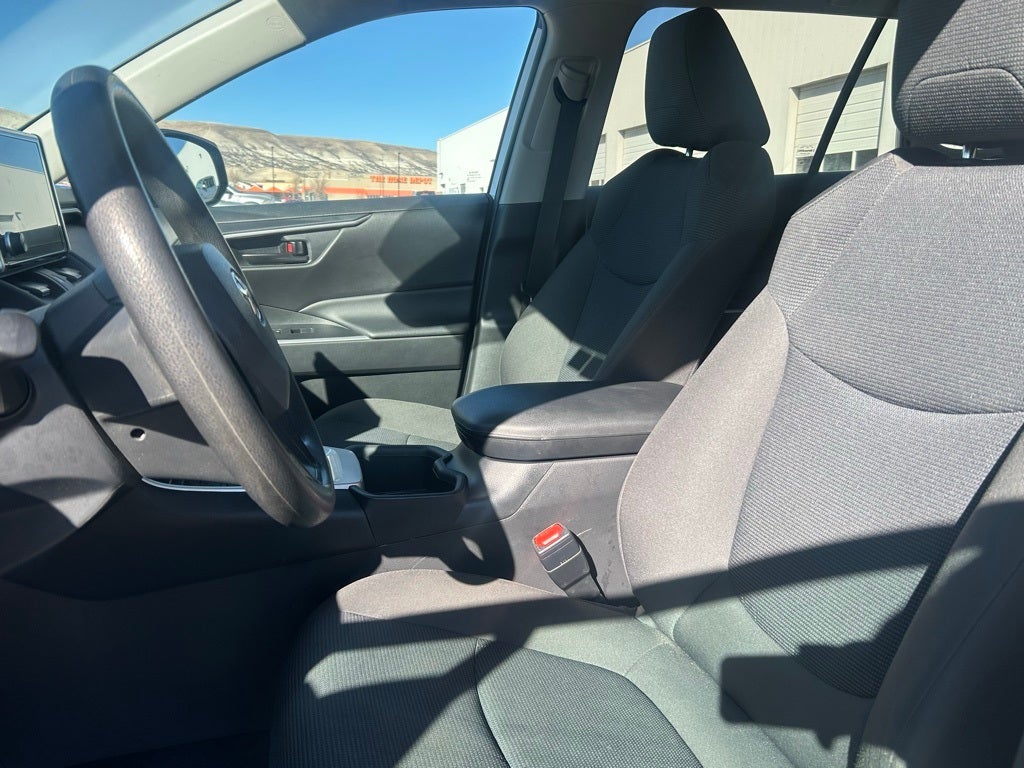 2024 Toyota RAV4 LE AWD