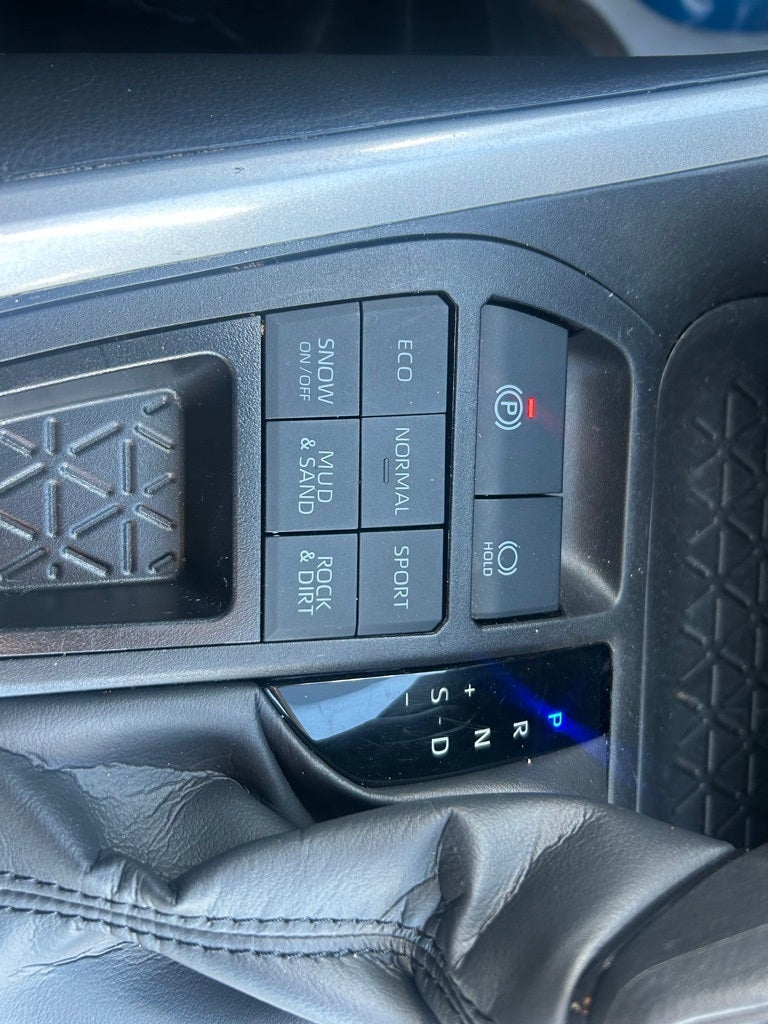 2024 Toyota RAV4 LE AWD