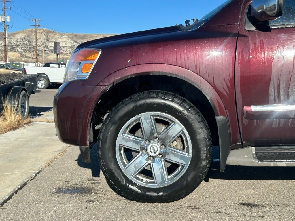 2013 Nissan Armada Platinum