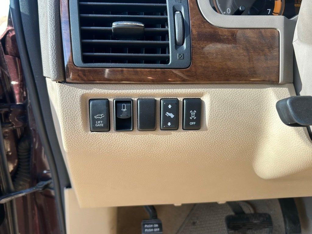 2013 Nissan Armada Platinum