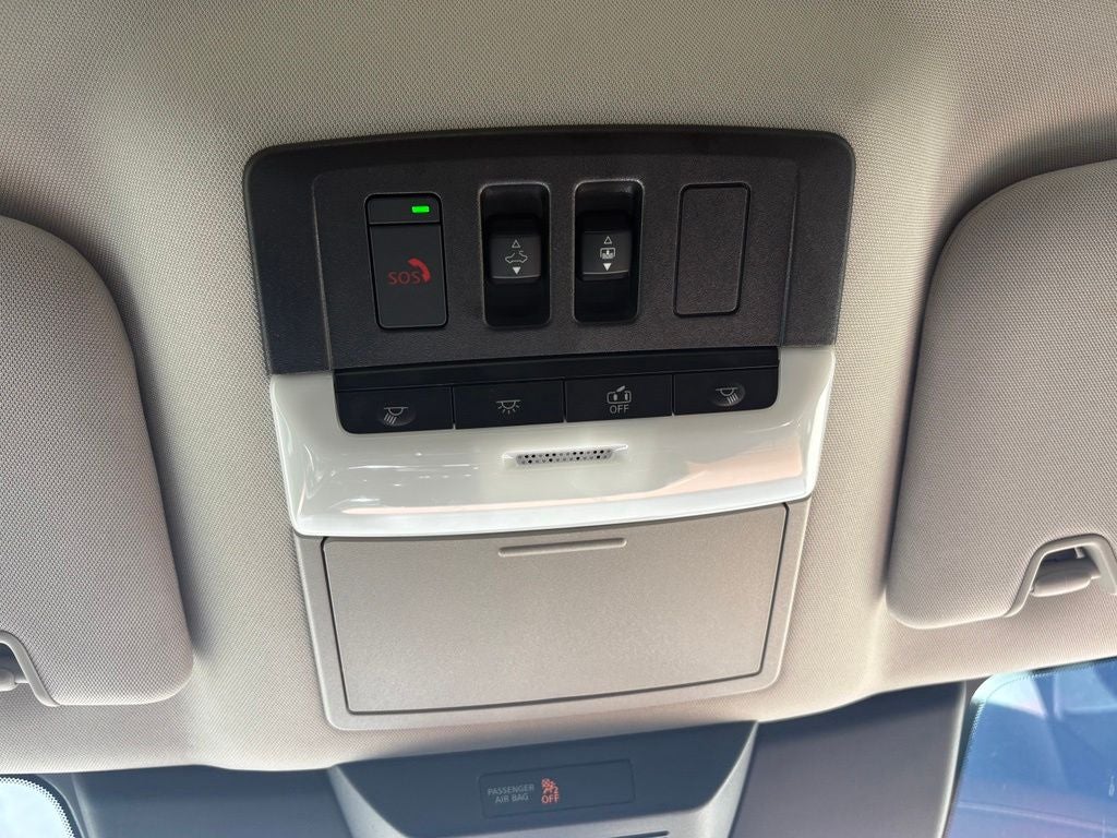 2025 Nissan Pathfinder Platinum
