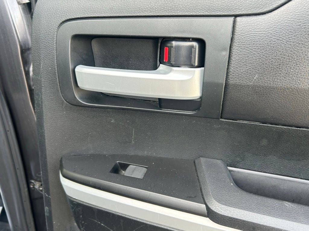 2017 Toyota Tundra Base