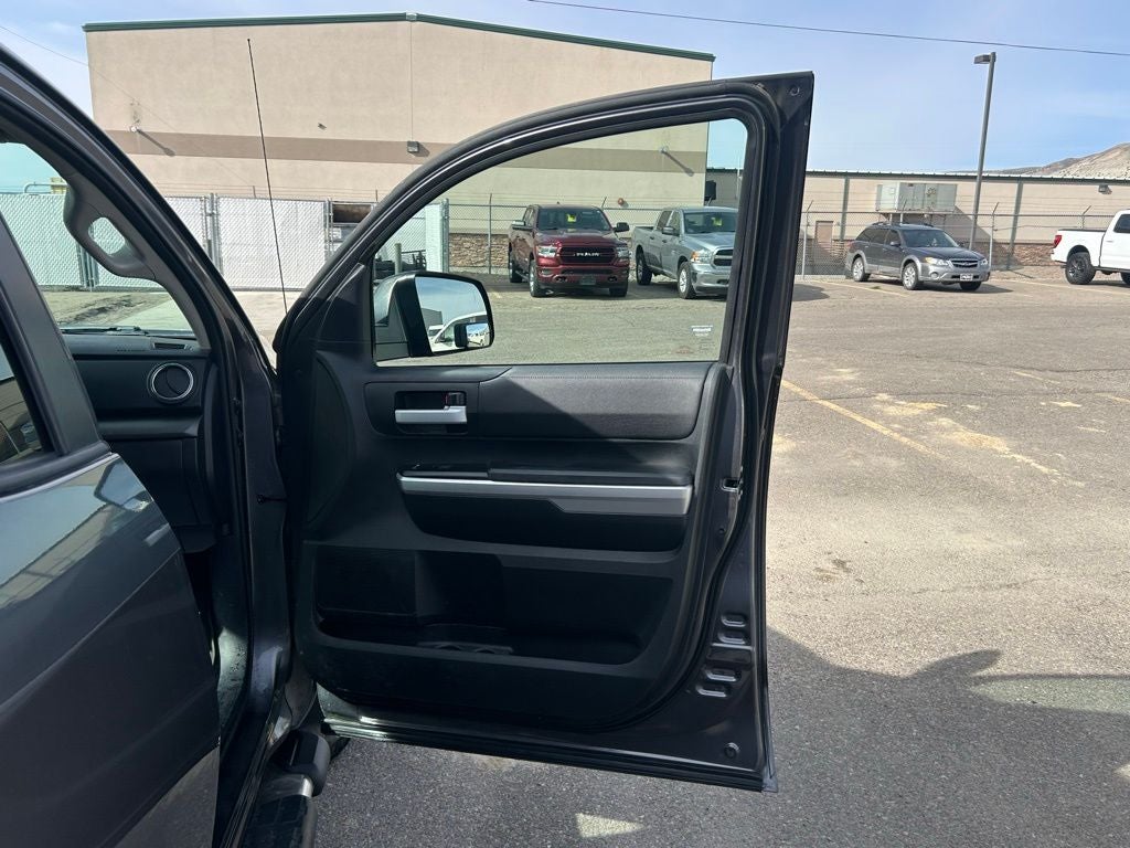 2017 Toyota Tundra Base