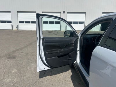 2024 Mitsubishi Outlander Sport Base