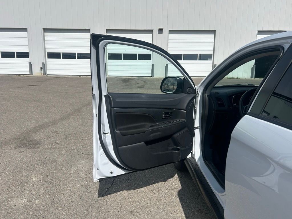 2024 Mitsubishi Outlander Sport Base