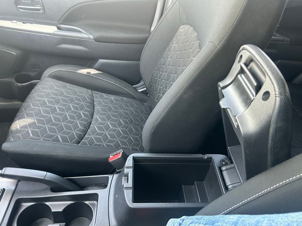 2024 Mitsubishi Outlander Sport Base
