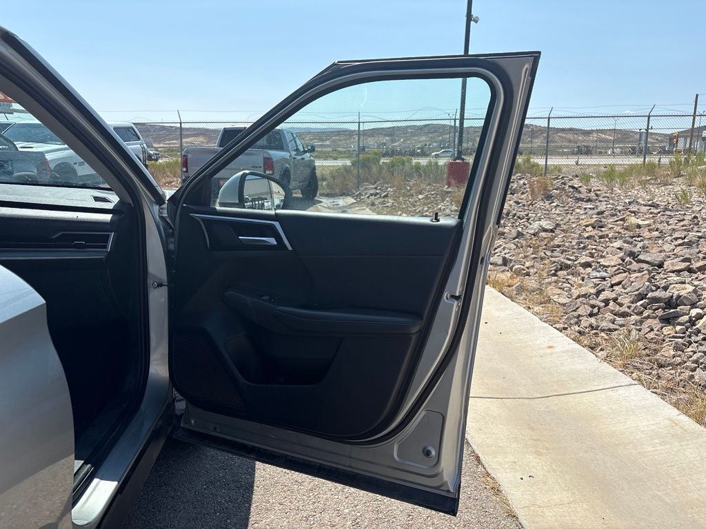 2023 Mitsubishi Outlander SE