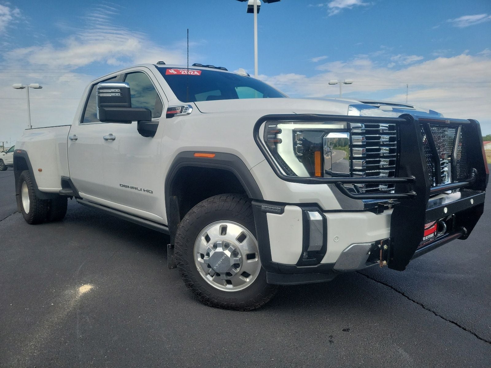 2024 GMC Sierra 3500HD Denali