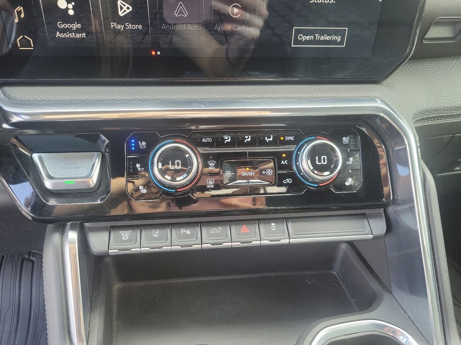 2024 GMC Sierra 3500HD Denali