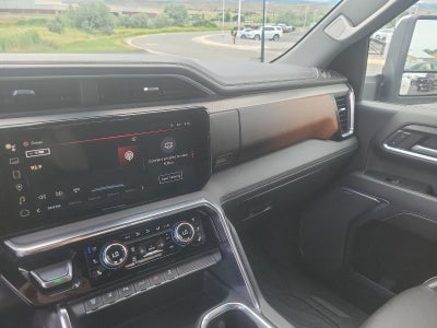2024 GMC Sierra 3500HD Denali