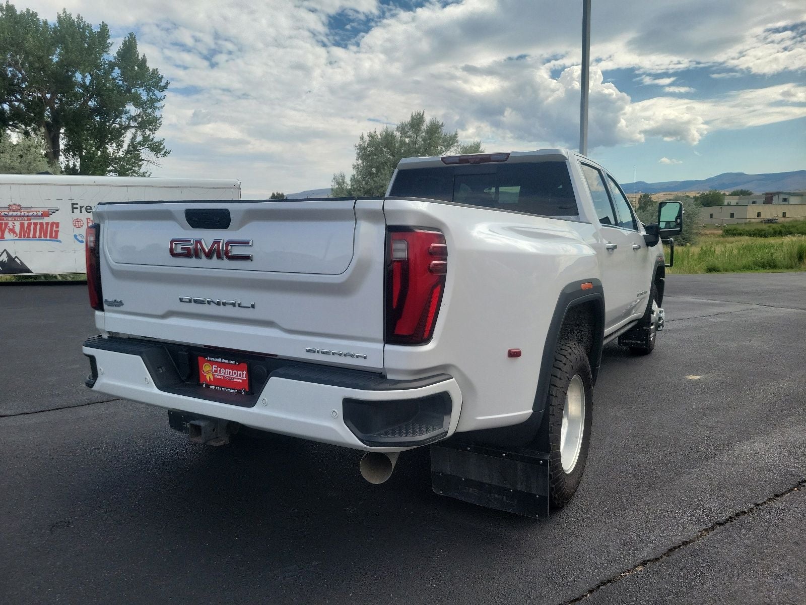 2024 GMC Sierra 3500HD Denali