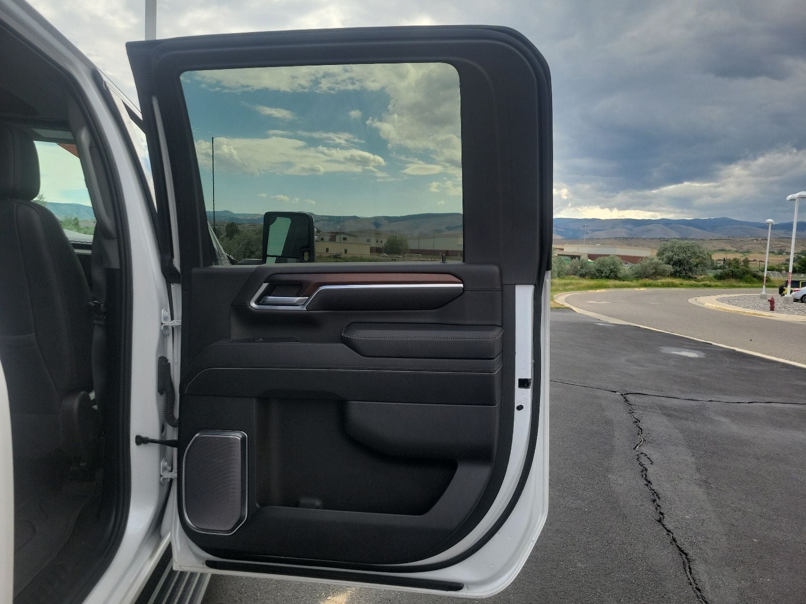 2024 GMC Sierra 3500HD Denali