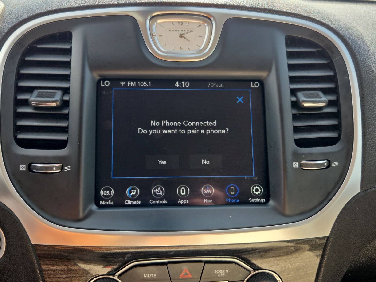 2020 Chrysler 300 Touring