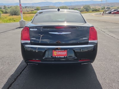 2020 Chrysler 300 Touring