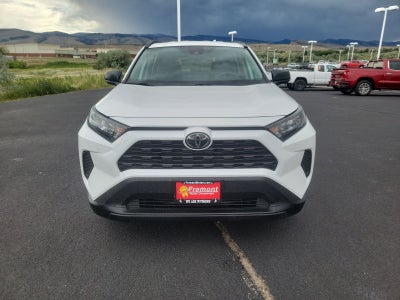 2020 Toyota RAV4 LE