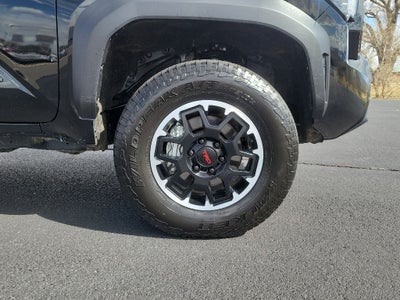 2025 Toyota Tacoma Hybrid TRD Off Road