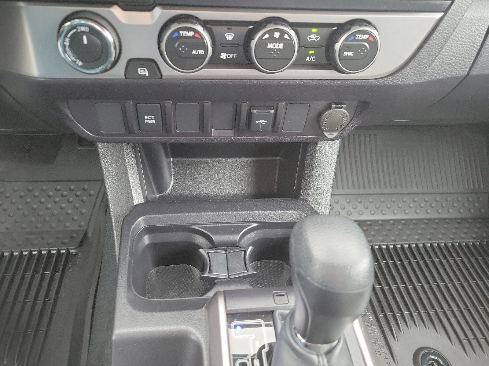 2022 Toyota Tacoma SR5 V6