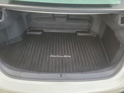 2018 Toyota Avalon Hybrid Limited