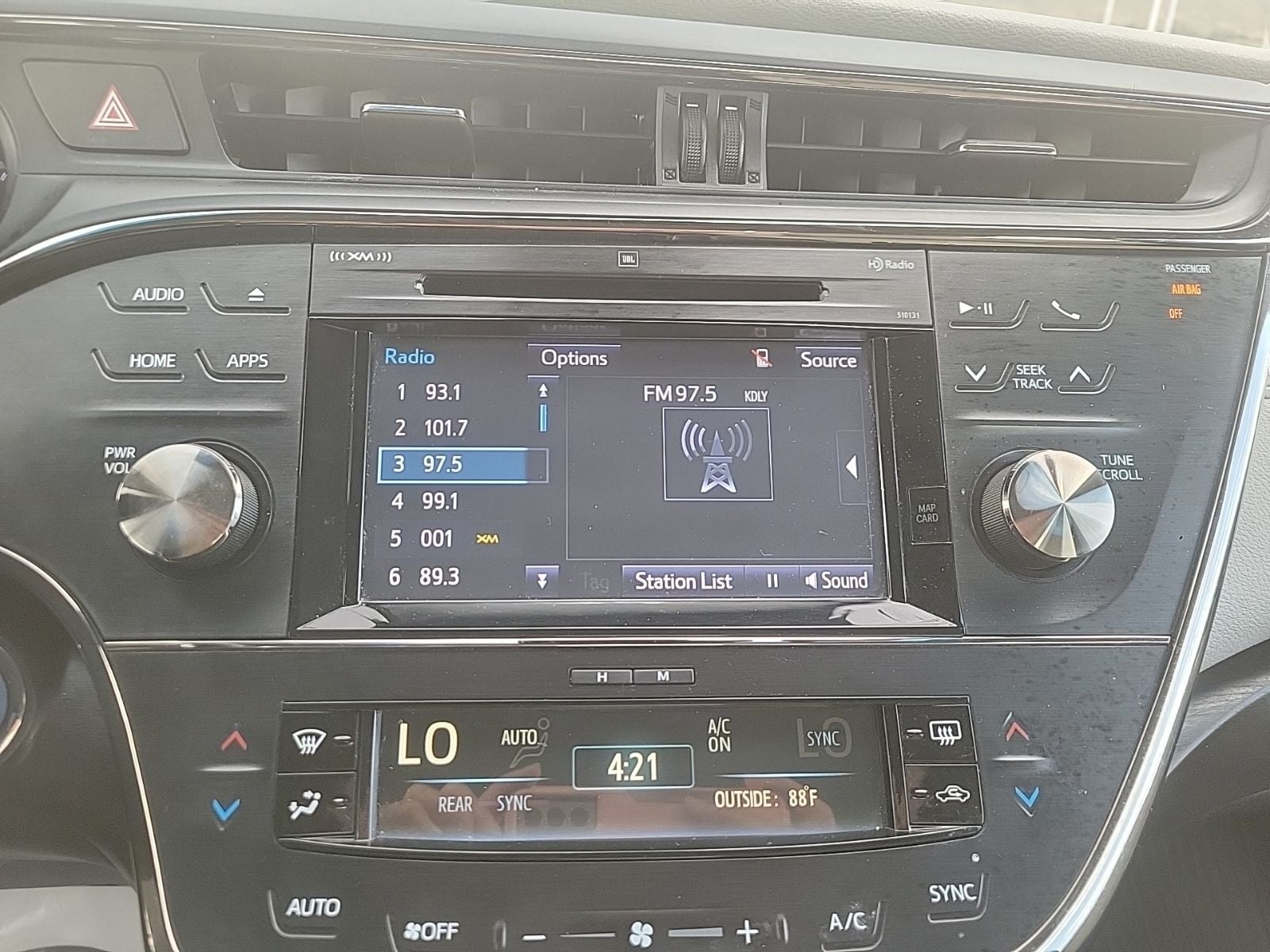 2018 Toyota Avalon Hybrid Limited